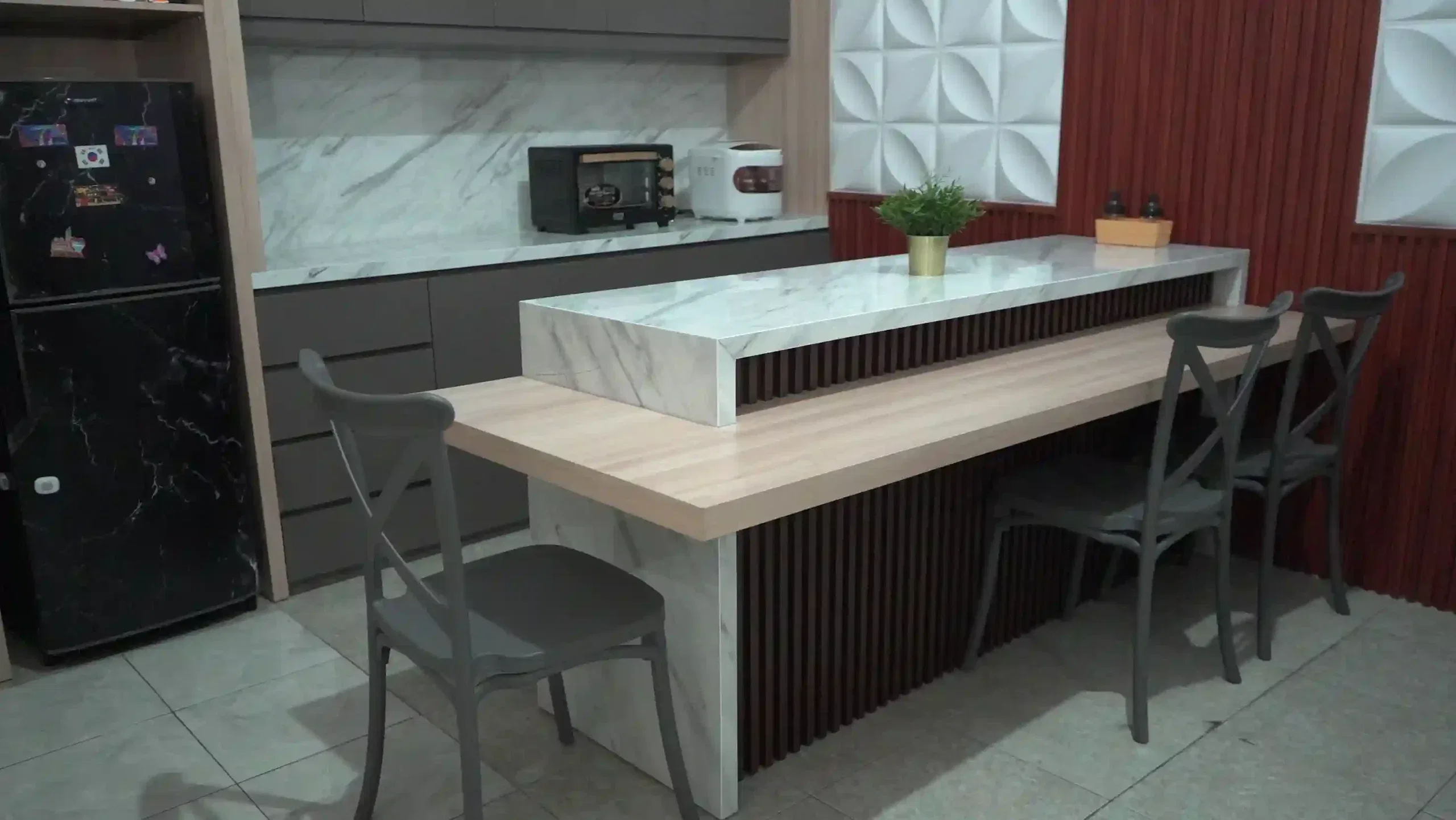 Kitchen set dengan tema open kitchen